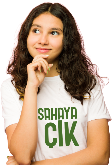 Proje fikri üzerine düşünen genç